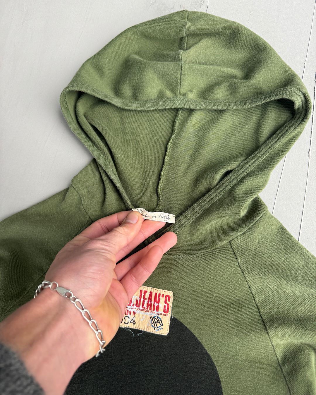 Thumbnail a3777602-1d28-45f2-bbf2-652877581ce2