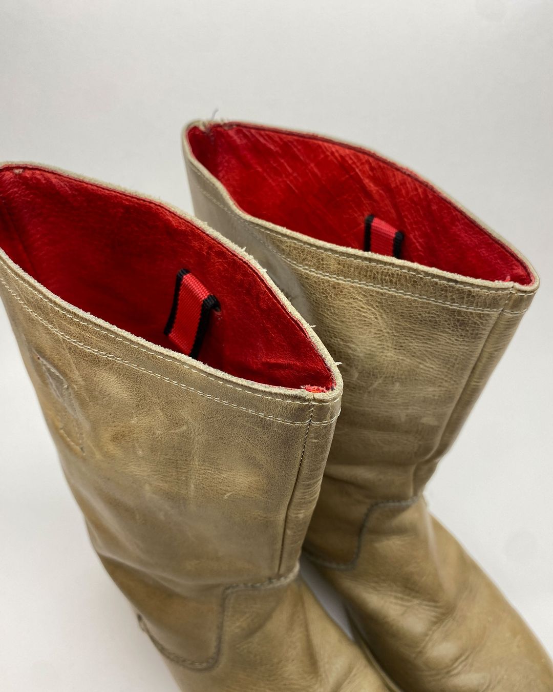 Thumbnail 41ffc2d8-e312-4cc1-aa7d-c89b3db4f716