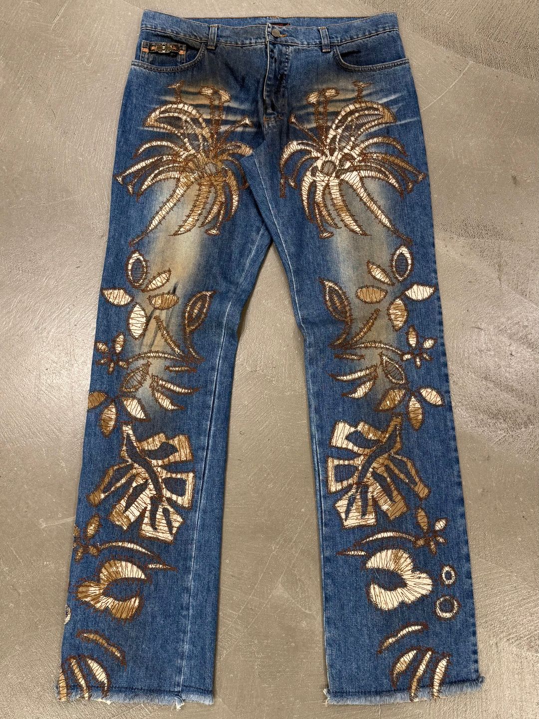 Roberto Cavalli palm tree runway jeans by ROBERTO CAVALLI in size XL from DENIM category