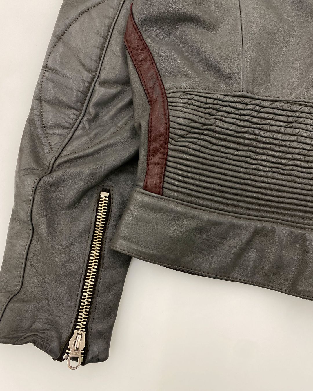 Thumbnail 3c3ecd07-336d-4a18-b2ee-c9adc2785079