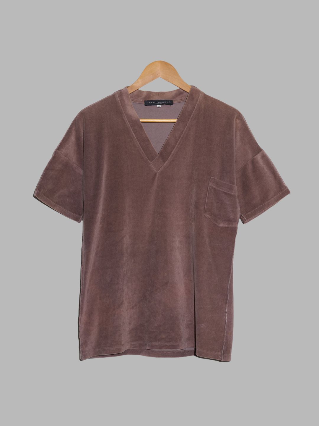 Jean Colonna brown velour v-neck t-shirt - M by Jean Colonna in size M from TOPS category