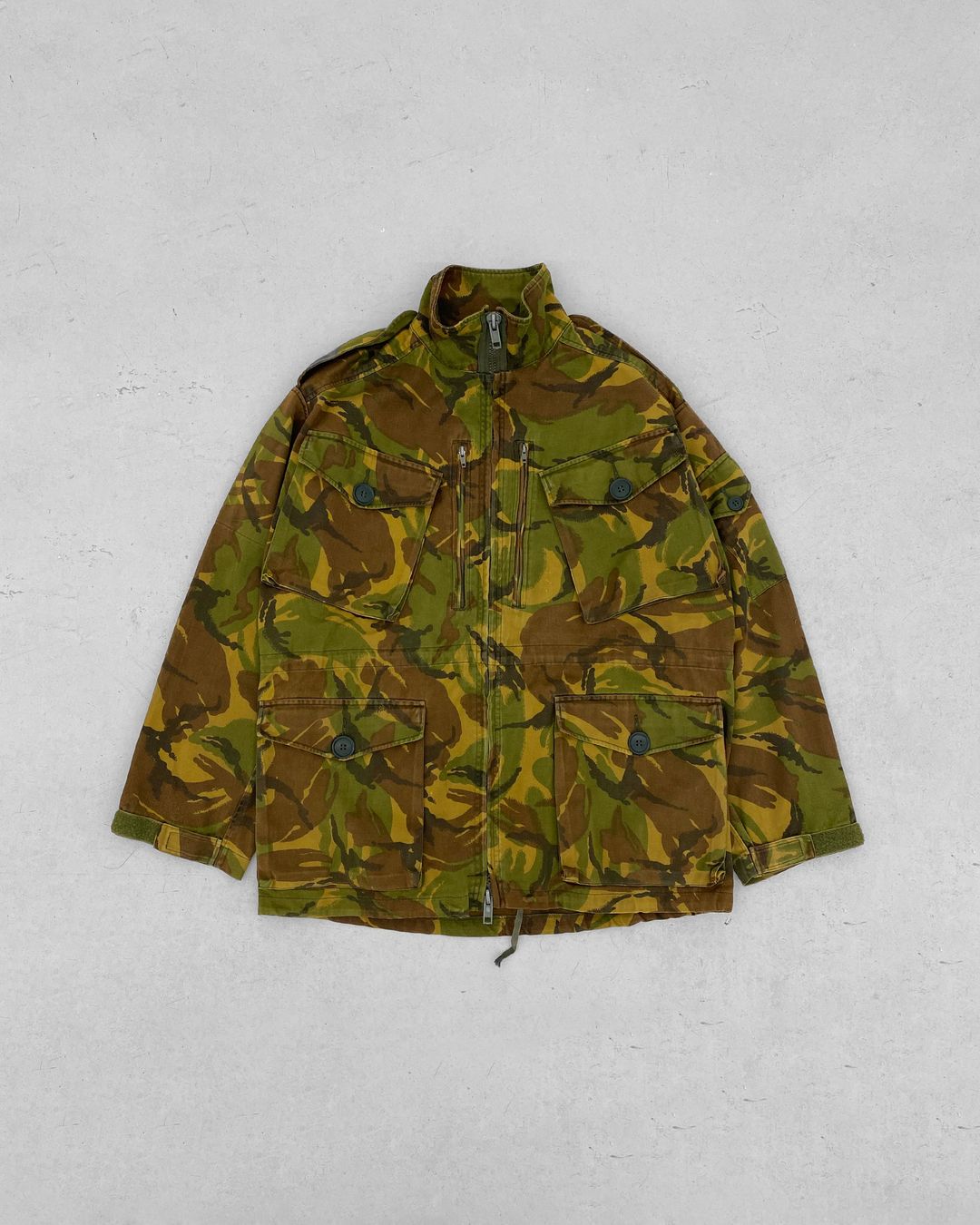Vintage 1980s British Army DPM Smock Combat Camo Jacket Green by Vintage in size XL from COATS & JACKETS category