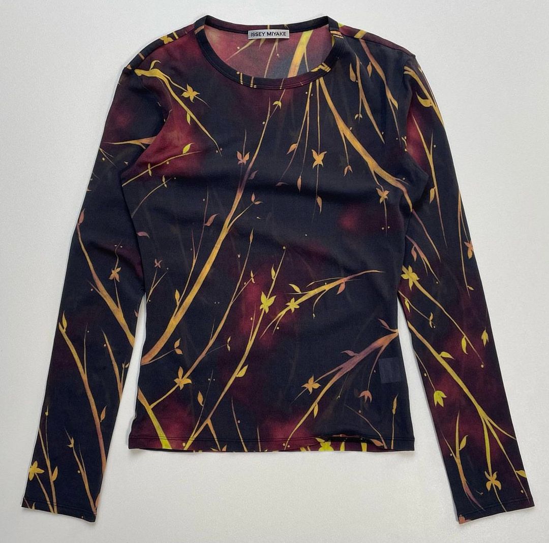 f/w2006 Issey Miyake graphic mesh long-sleeve by ISSEY MIYAKE in size M from TOPS category