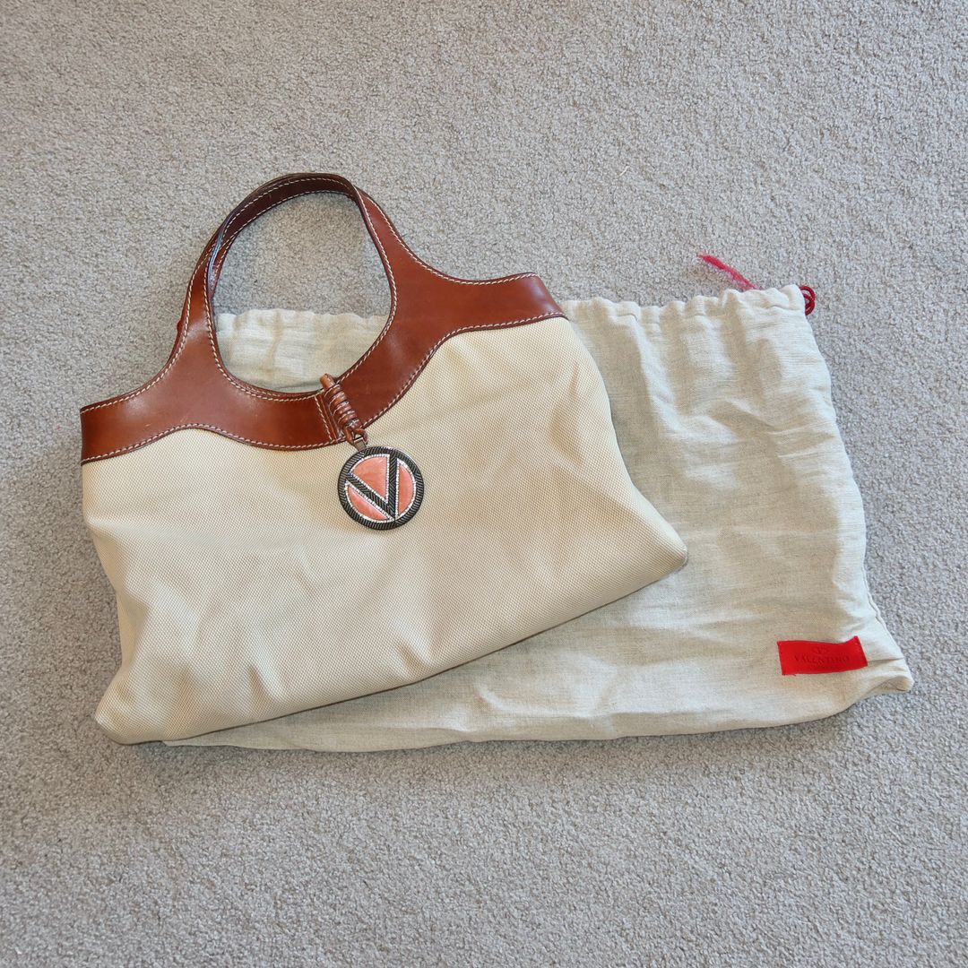 Thumbnail 29695f3a-822f-4567-b8d7-0f5edef0929e