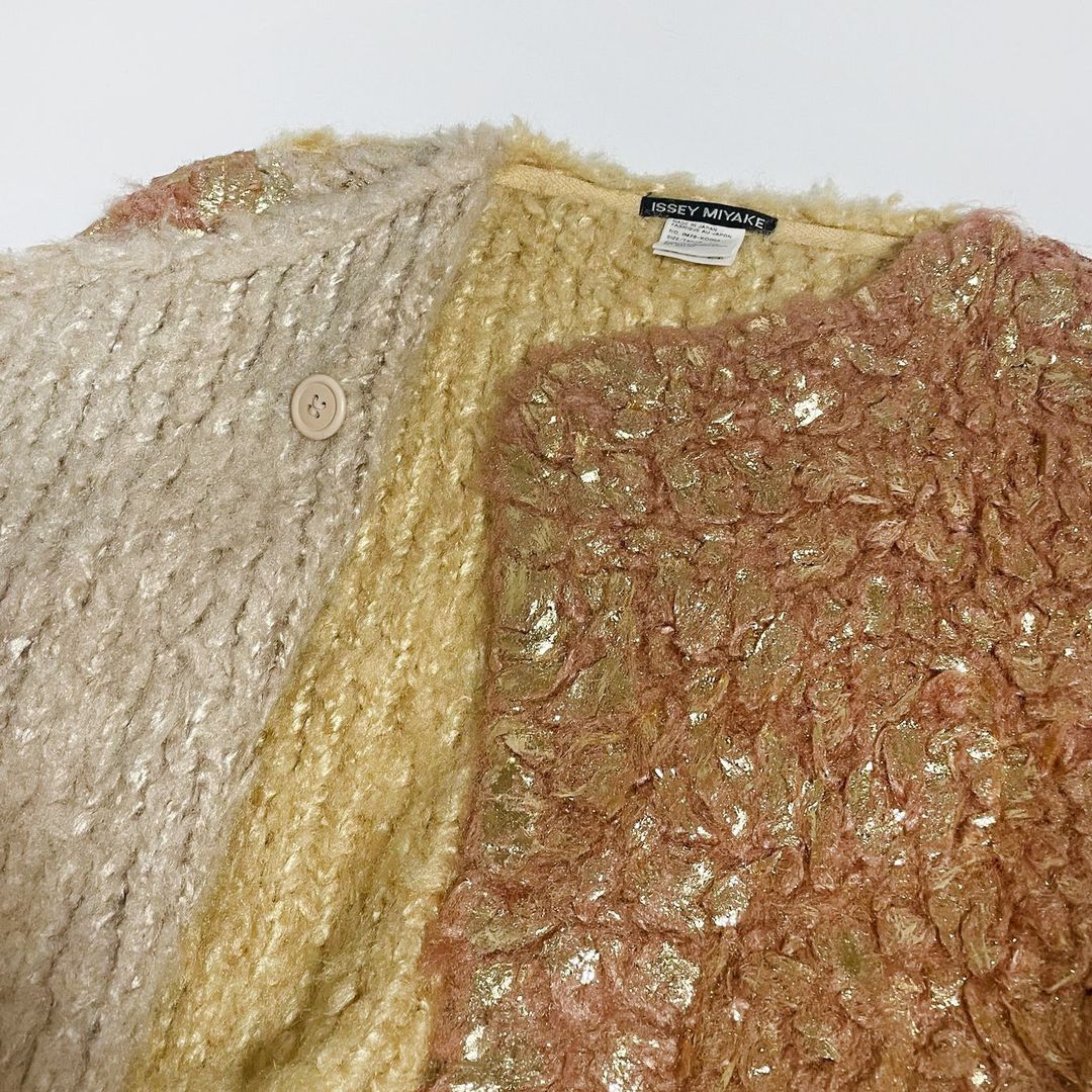 Thumbnail 16088b83-44f5-46b7-8cb6-c48617c87156