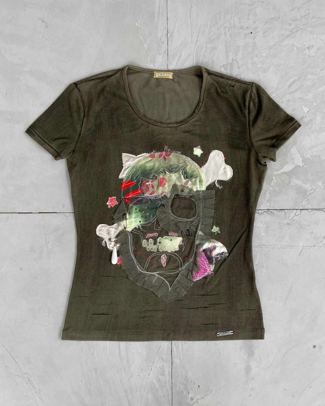 JOHN GALLIANO 2000'S TEXTURED SKULL TOP - L by JOHN GALLIANO in size L from TOPS category