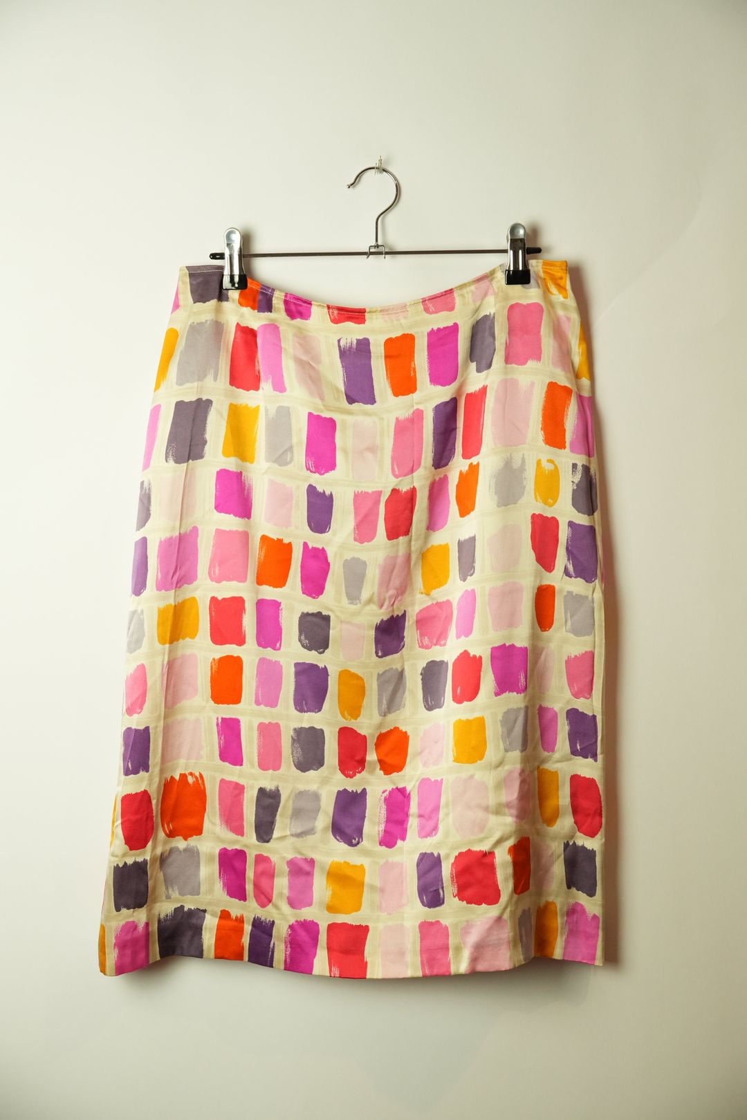 Gerard Darel Pink Red Purple Tile Print Pencil Satin Skirt by GERARD DAREL in size M from SKIRTS category