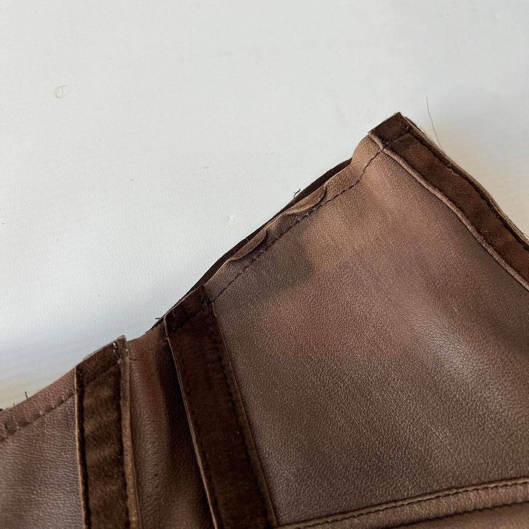 Thumbnail b8e3548a-eeef-4ee1-ad39-2e808896b87a