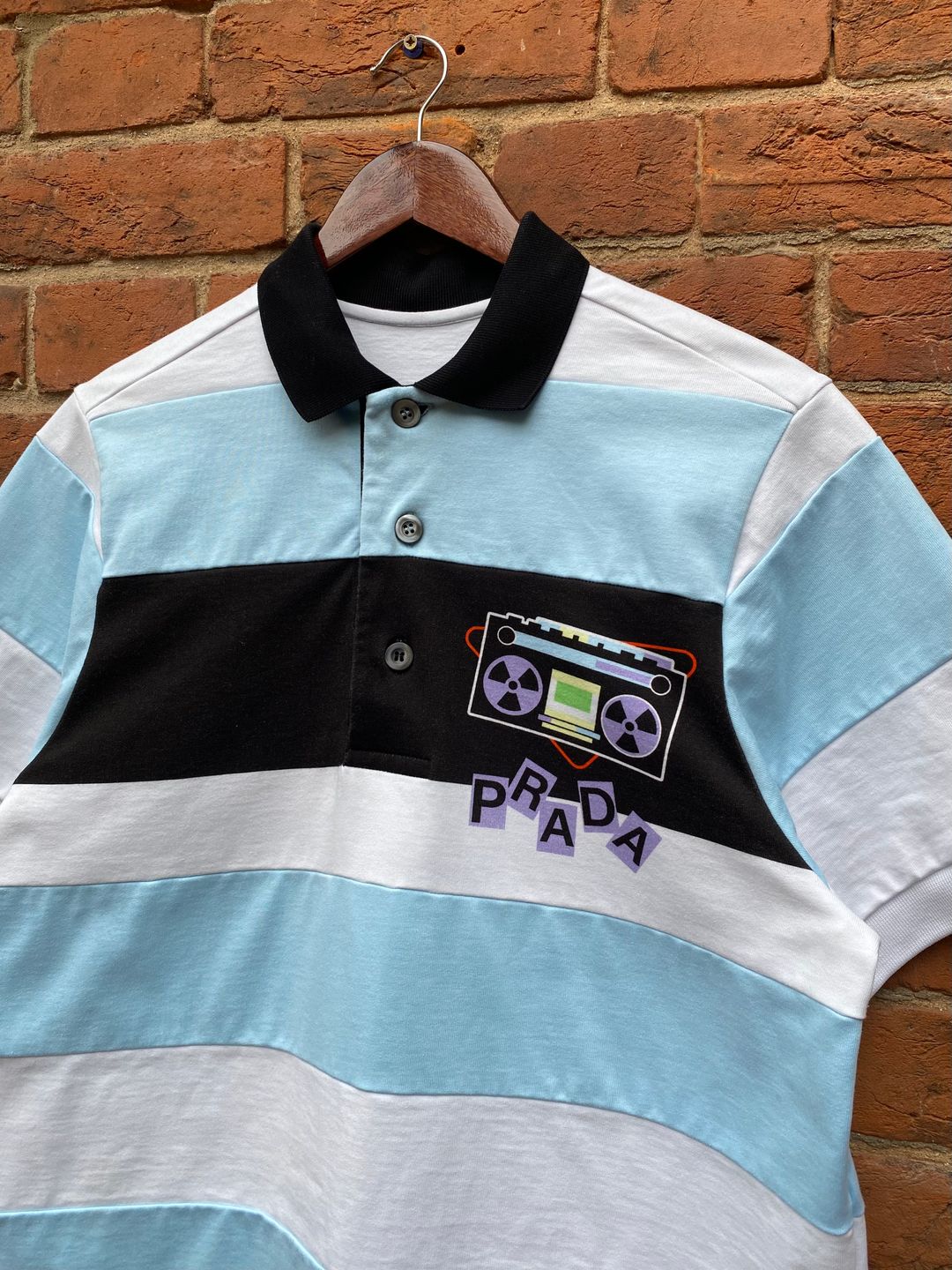 Thumbnail 887ba459-85cf-414b-b632-9625e441765e