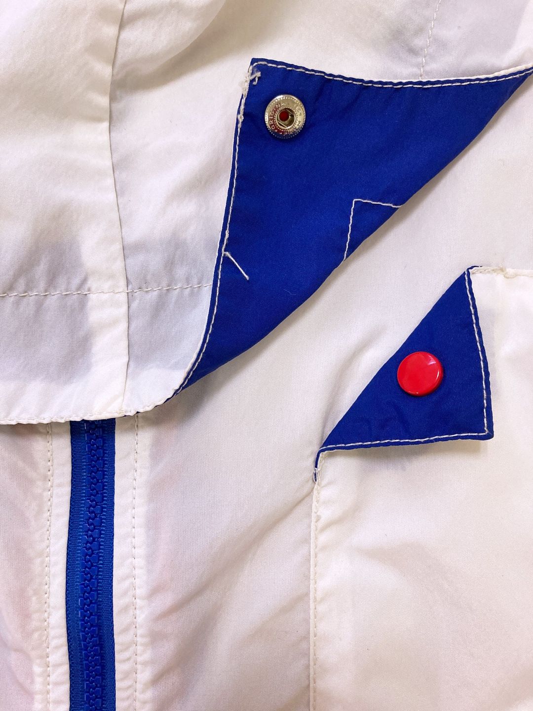 Thumbnail 3b3e59f4-30ef-4d1e-b7ee-5d743478ecc7