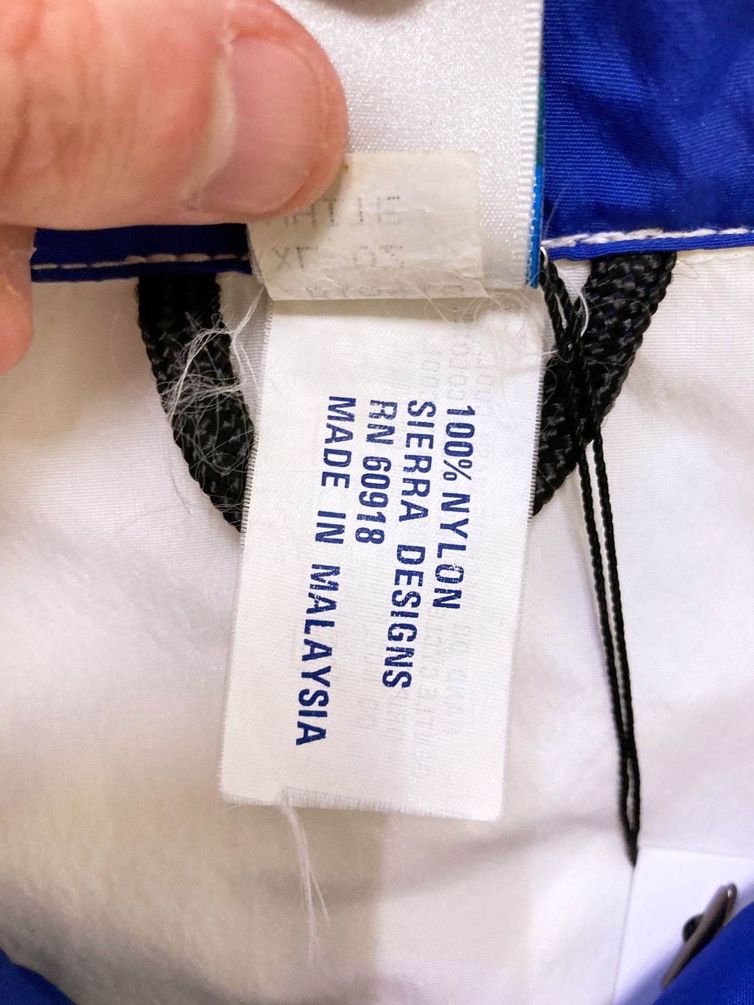 Thumbnail 040862d8-14c4-4e7e-8476-487882e8226e