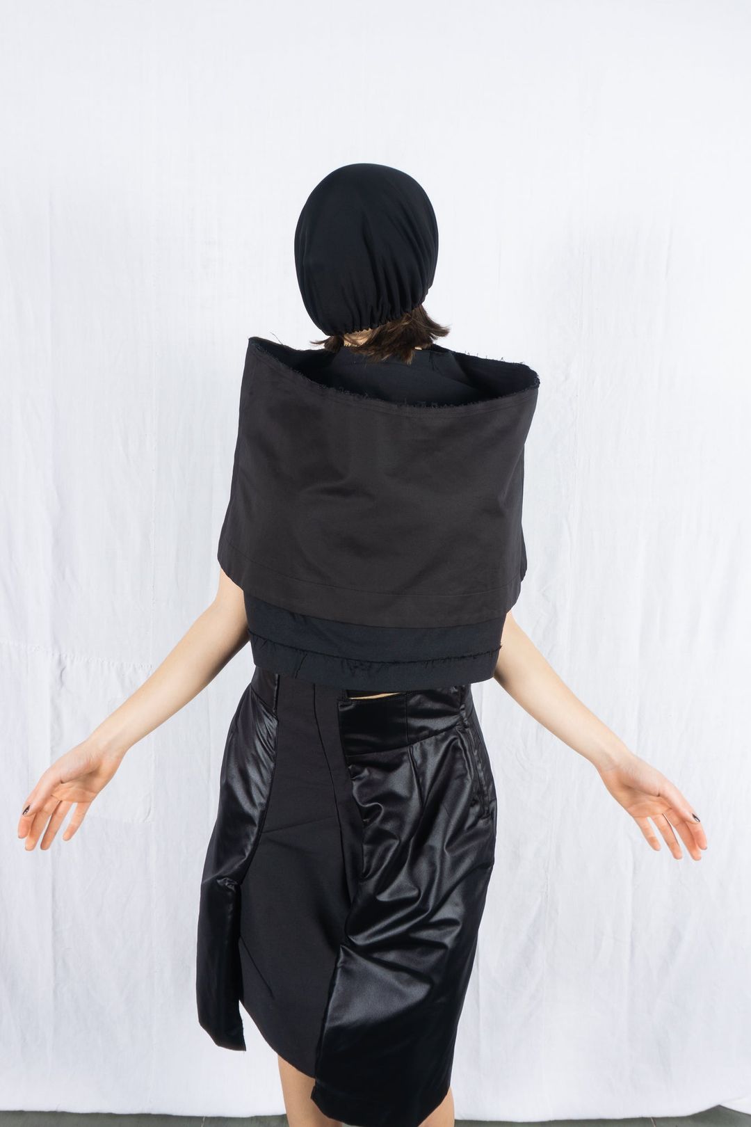 Comme des Garçons S/S 2020 cropped shoulder top by COMME DES GARÇONS in size XS from TOPS category