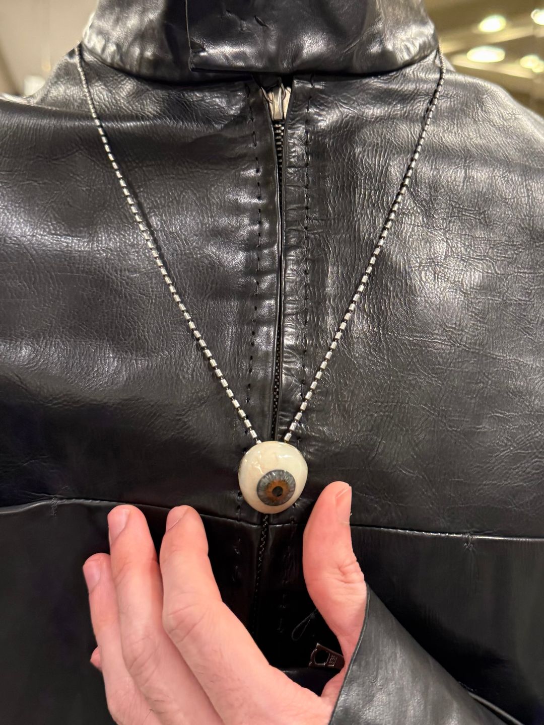 Carol Christian Poell Prosthetic eye silver chain necklace by CAROL CHRISTIAN POELL in size ONE SIZE from JEWELLERY & WATCHES category