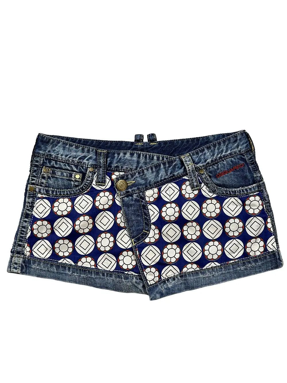 SS05 Geometric Print Runway Skirt by DSQUARED2 in size IT 40 from SKIRTS category