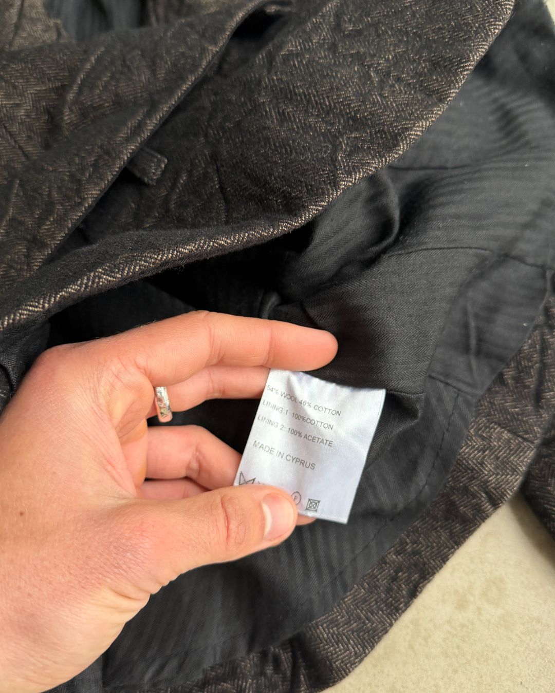 Thumbnail 37b84921-2569-44e0-abac-7f41afa2d321