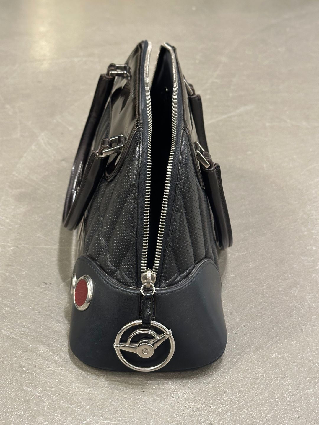 Thumbnail 606228bb-acd9-4714-8e1e-4c2985bd7675