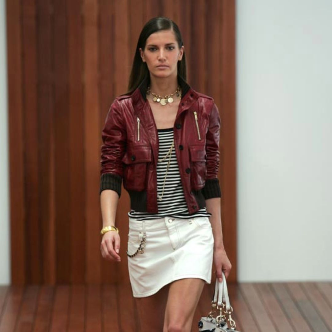 Thumbnail 73d78e30-ffce-4493-8bc0-17e3e7f86e7a