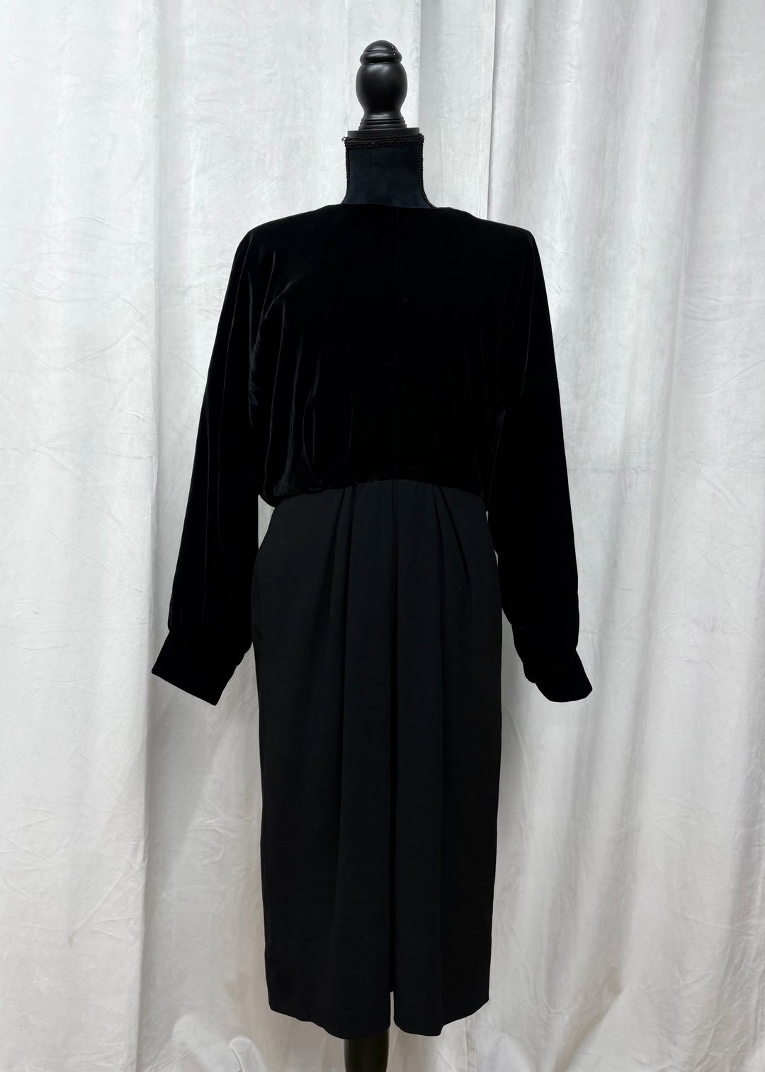 Yves Saint Laurent Rive Gauche velvet dress, 1980’s by YVES SAINT LAURENT in size FR 42 from DRESSES category