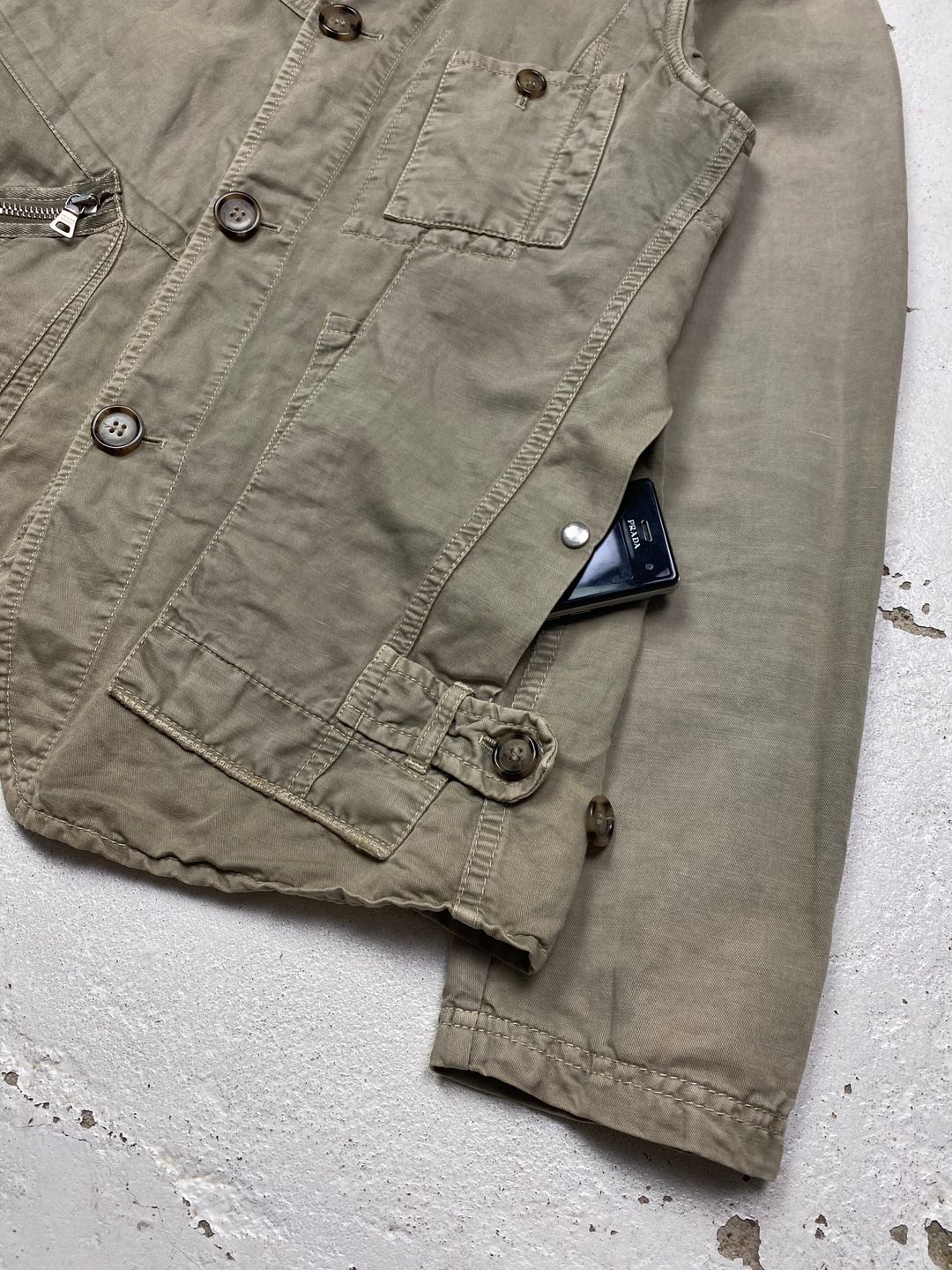 Thumbnail 5f3d08c5-bde7-4012-bfa7-8a82d8b014e7