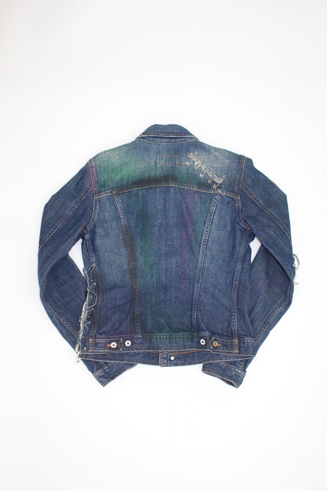 Thumbnail 59f0c8c9-ddeb-4297-9aa5-e72767bdb8a6