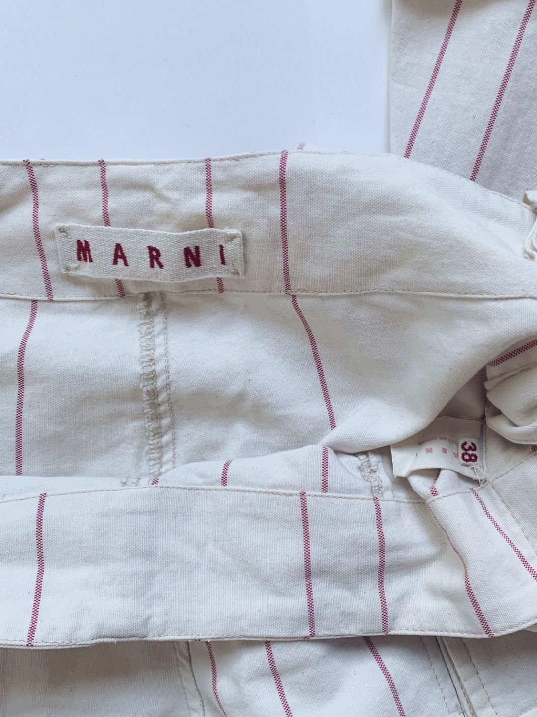 Thumbnail 91101dcf-e33a-45f0-a5e2-d223198a64f9