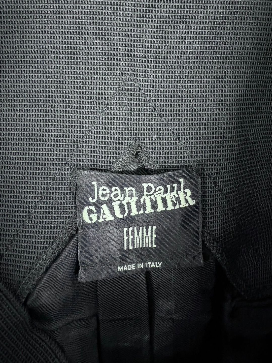 Thumbnail 5e2a2ec0-287f-4573-9717-d15aa51c9f7f