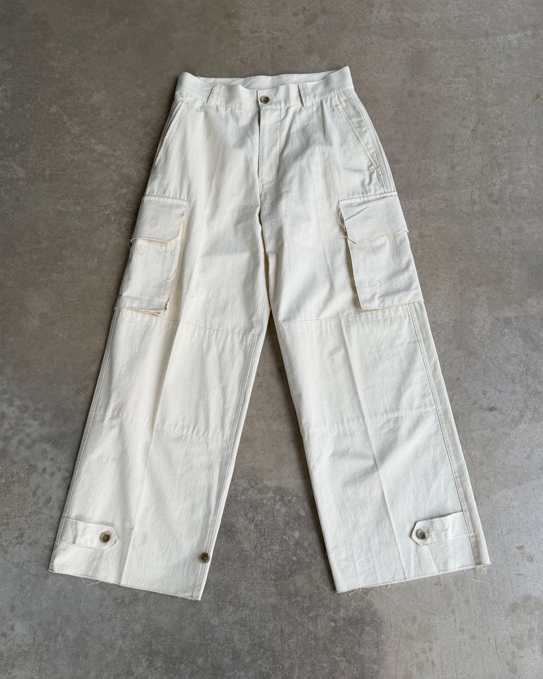 Soerte Japan Cargo Trousers – W28–29 by Soerte Japan in size W28 from TROUSERS category