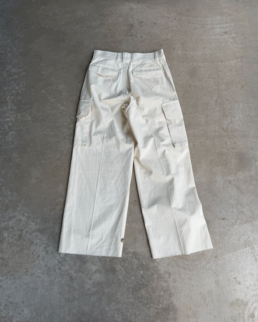 Thumbnail 7498d26e-b6ae-40f0-87a9-d975955a79f9