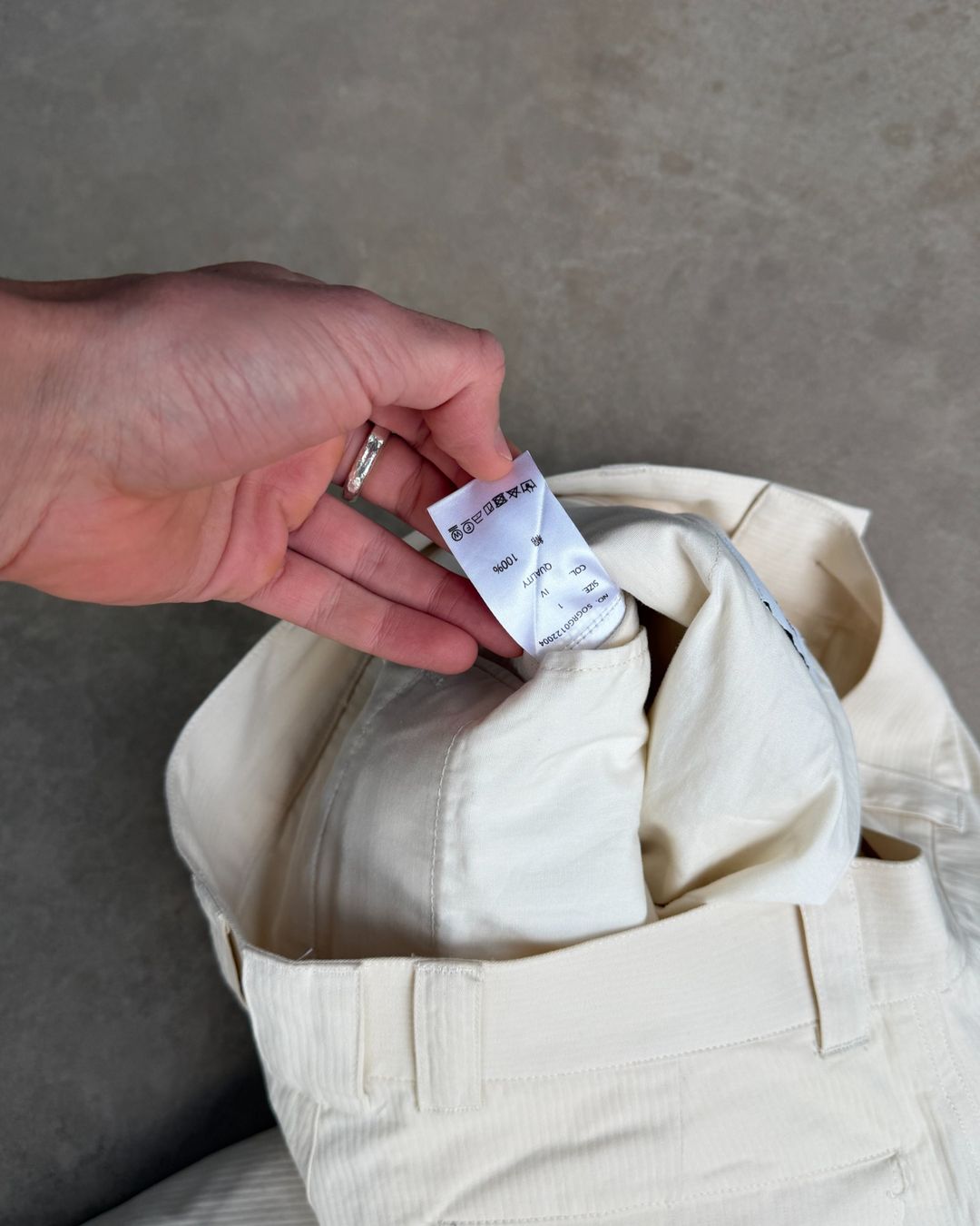 Thumbnail 50ead05b-1a37-4c6a-b708-63ad8ac453b7