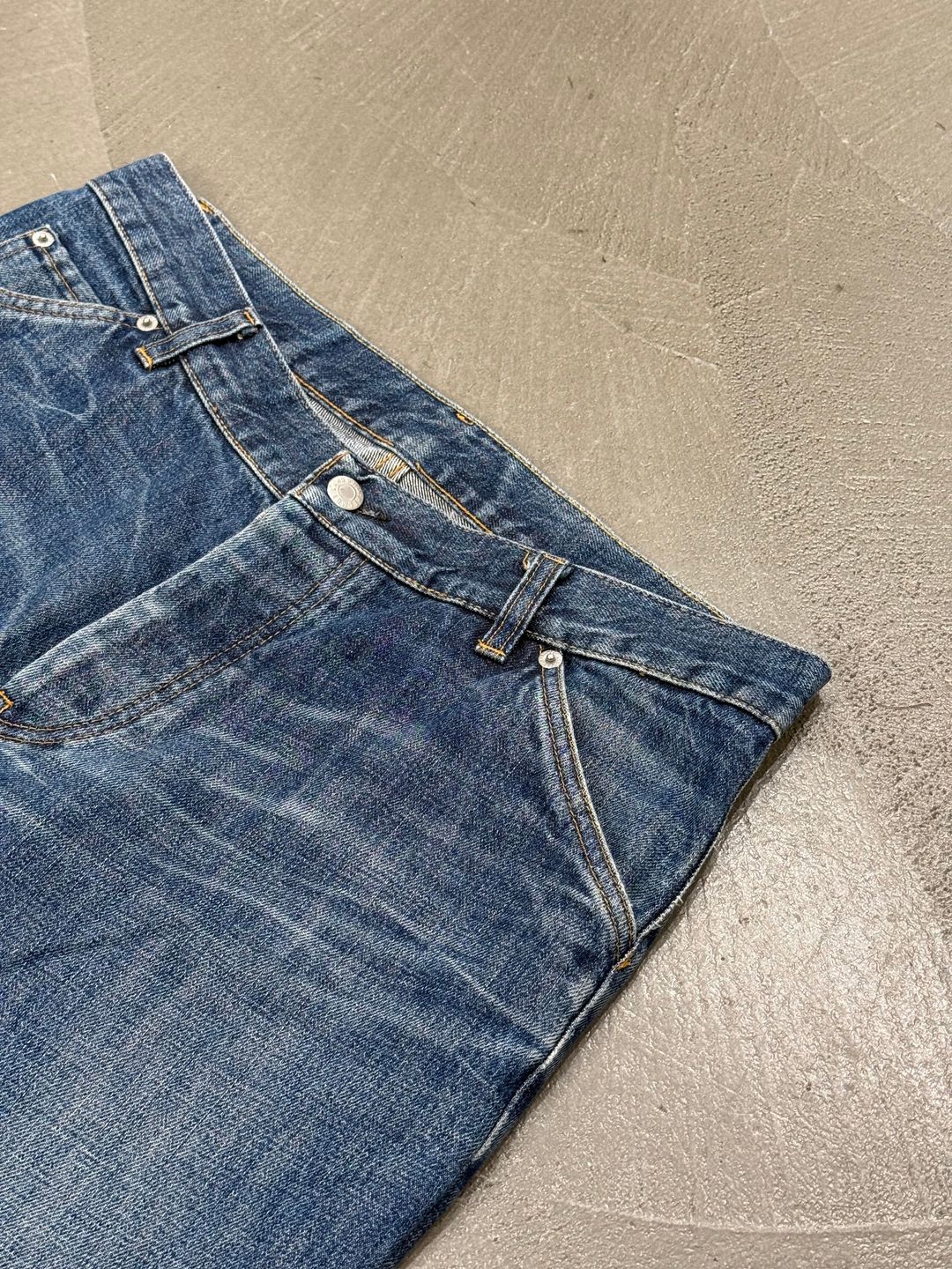 Thumbnail 7c8b7875-9058-45f8-9bd8-8f911a579a42