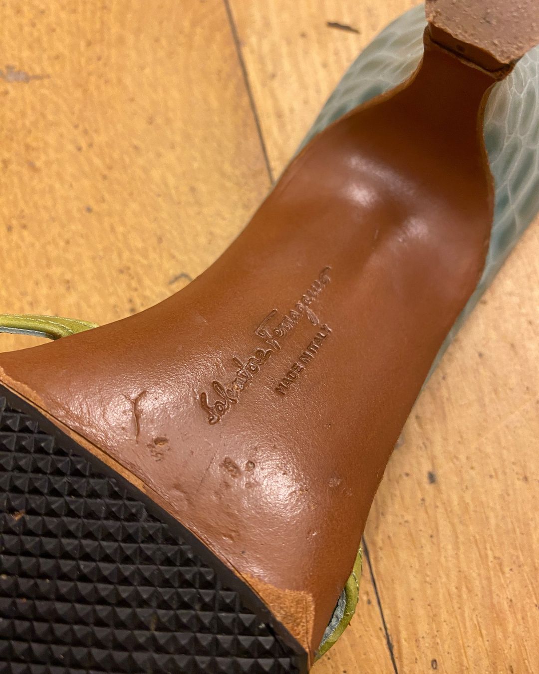 Thumbnail 40e77137-1350-447f-86bb-b4d1d71b0d17