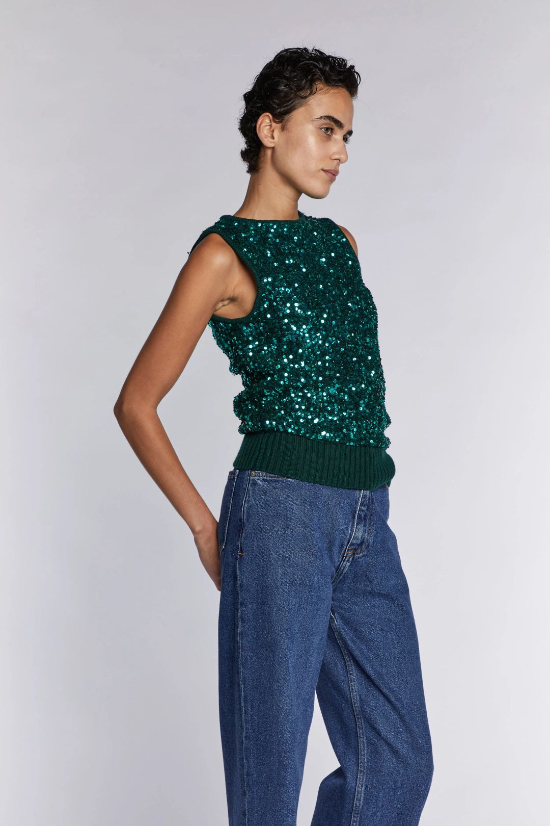 Thumbnail 3d0b0d50-9646-4f8d-aca5-af620d055035