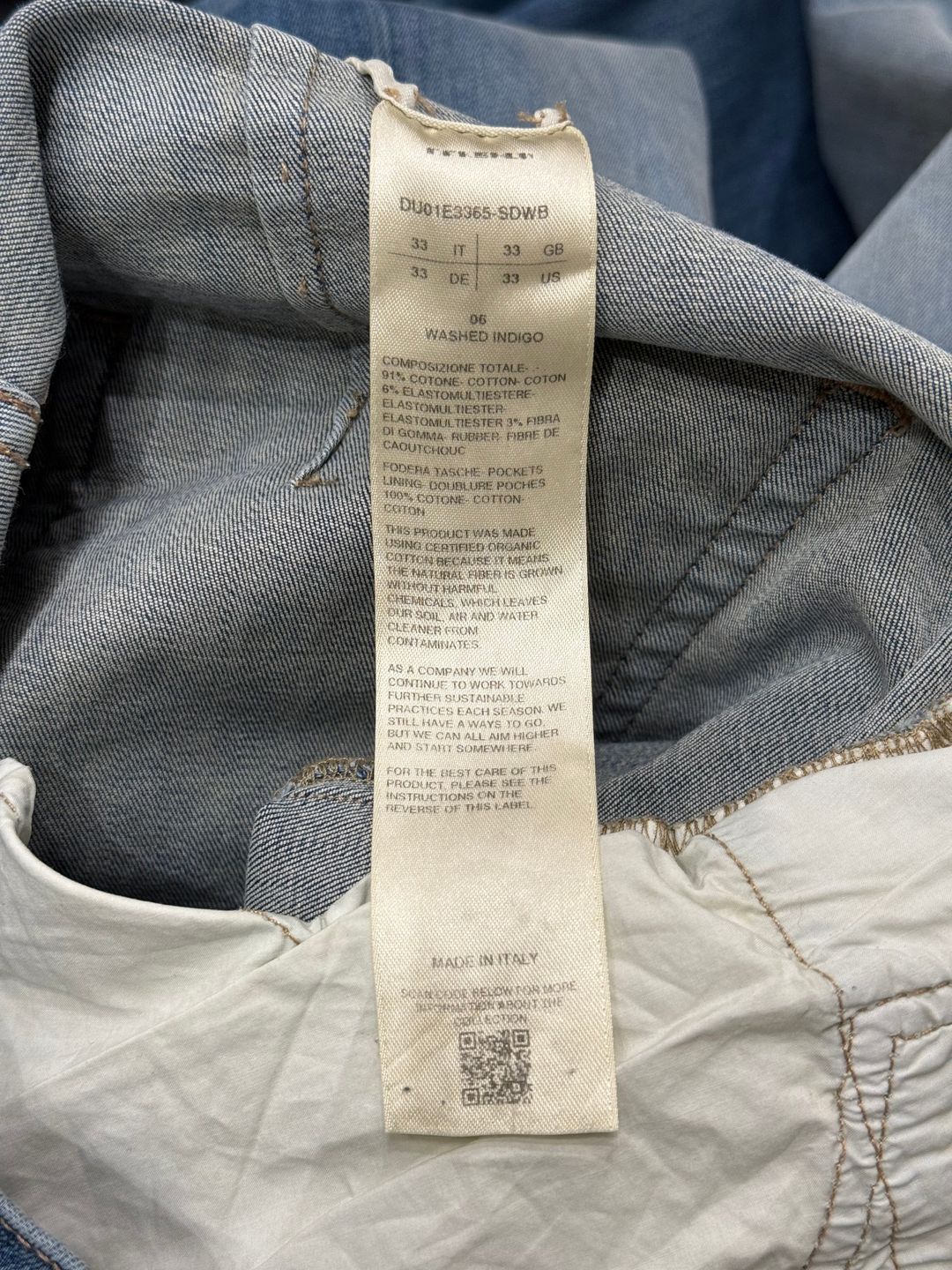 Thumbnail 4e7a92db-8607-4554-9a93-927076a89d9c