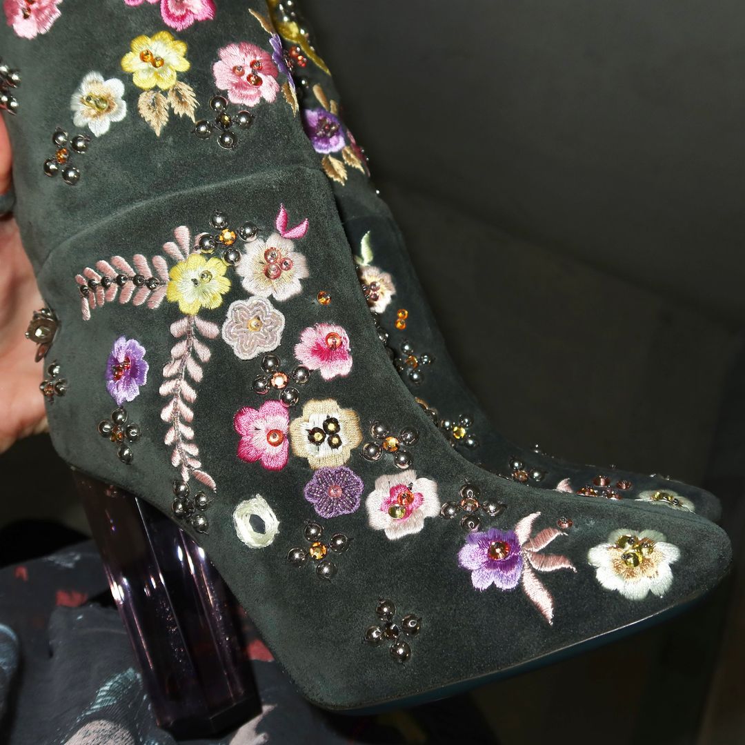 Thumbnail 18500f4e-c3bd-4e19-a65d-f0e412166360