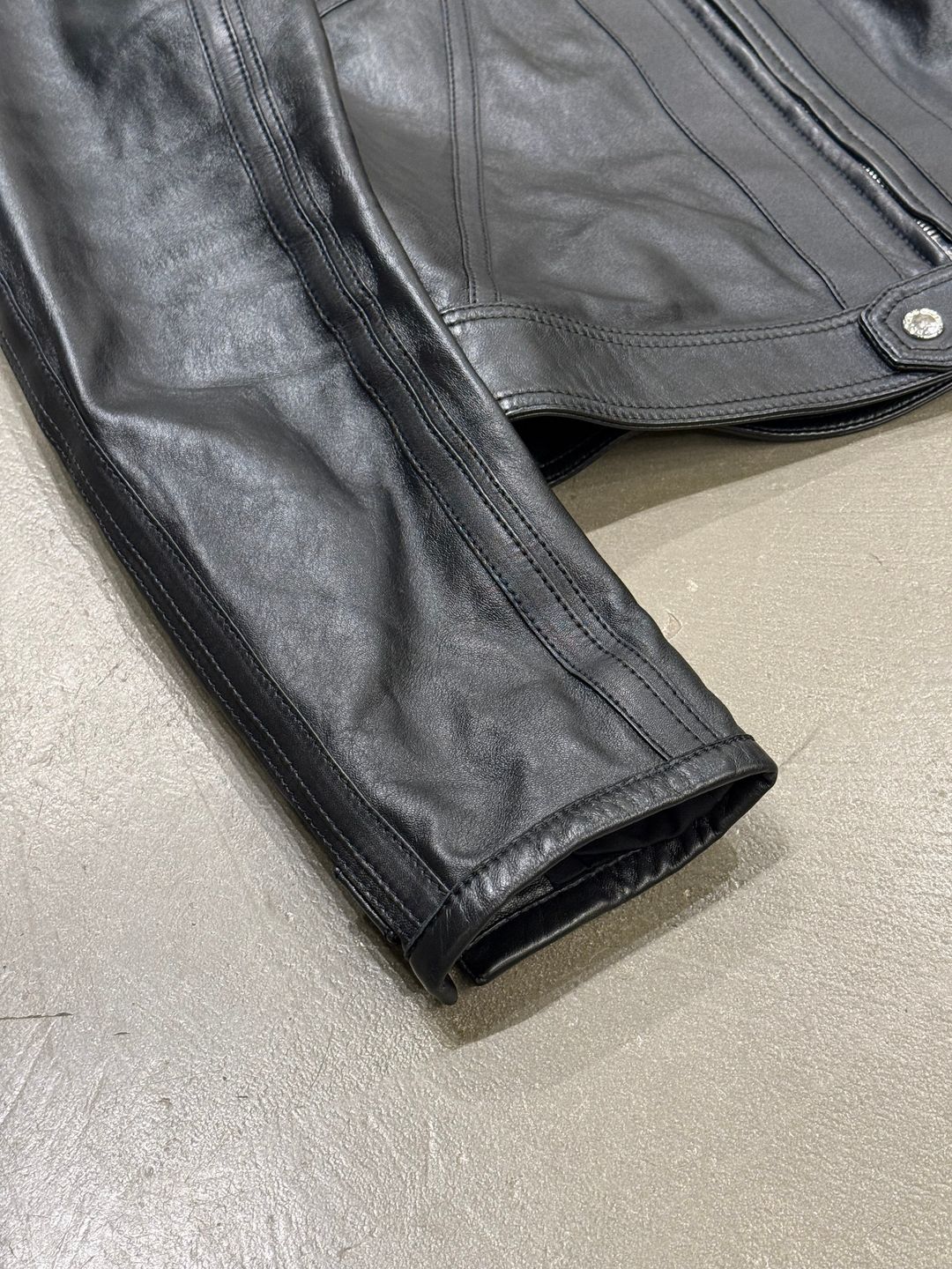 Thumbnail 4b007ffc-fa1c-459b-9aa0-2cebdbe41639