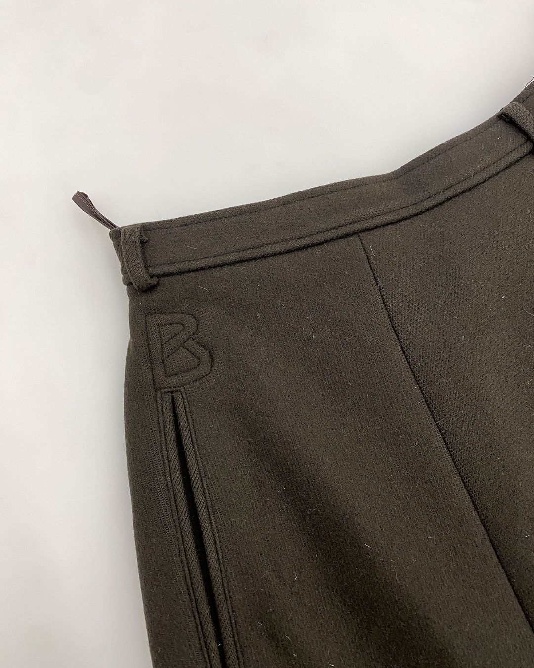 Thumbnail 13cb70f6-8d39-49ff-9b95-aee193cf32eb