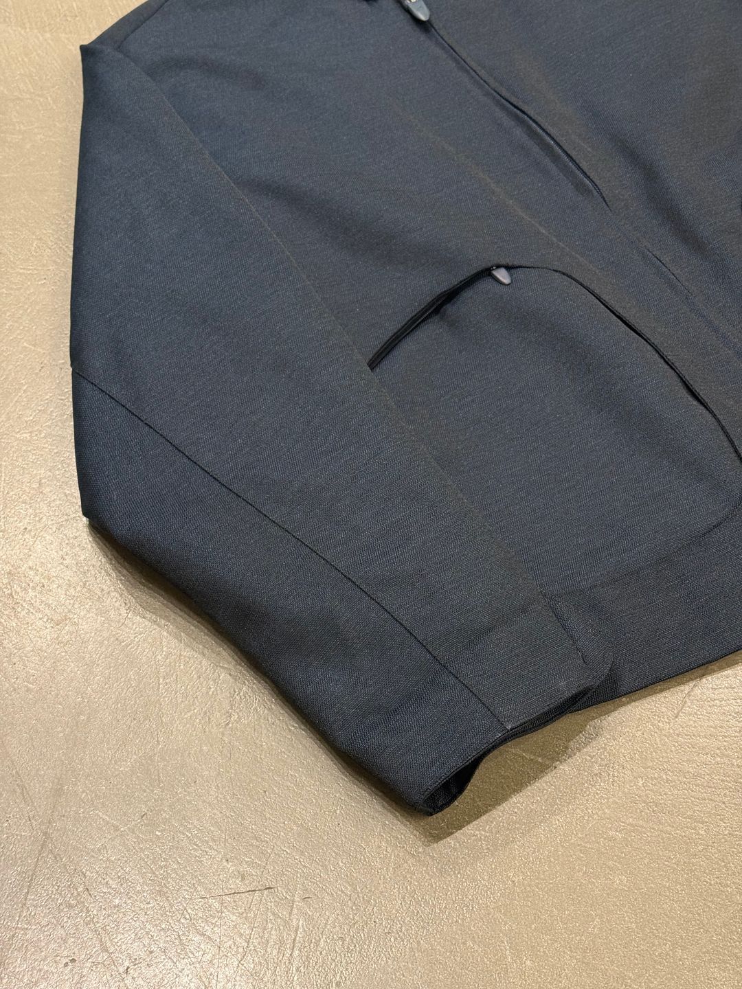 Thumbnail 66b3d8f9-73b1-42b9-98fc-21367fc49211