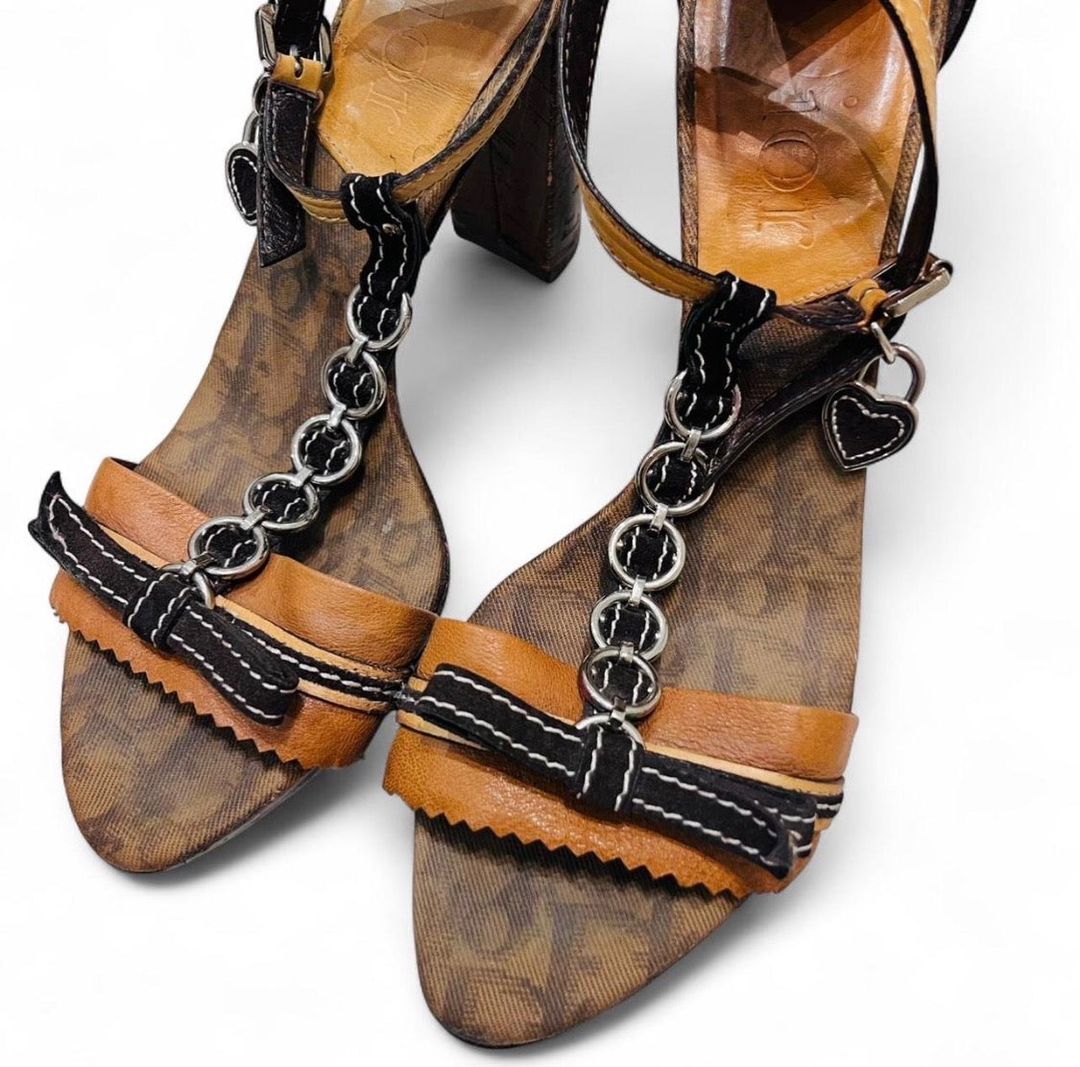 Thumbnail 125195be-f226-402a-8c53-f8013a6d565c