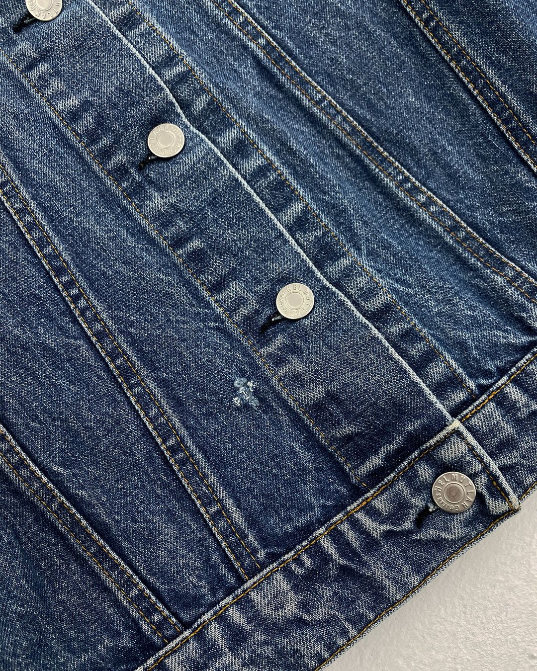 Thumbnail 5ea8df7e-03d7-4f37-a6b9-df1adc08f176