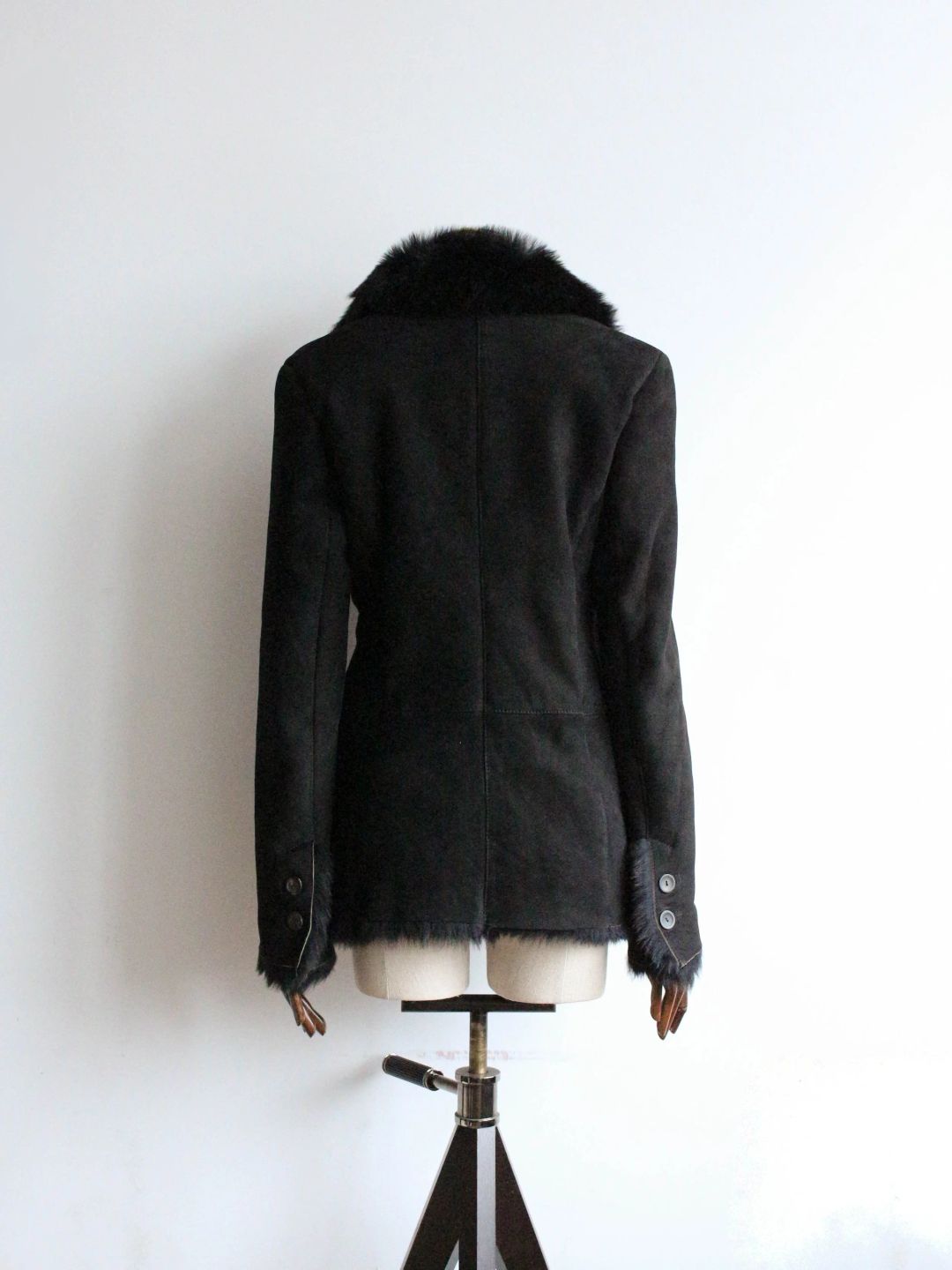 Thumbnail 70c64a6c-62e0-4cef-aca7-11a3d68de318