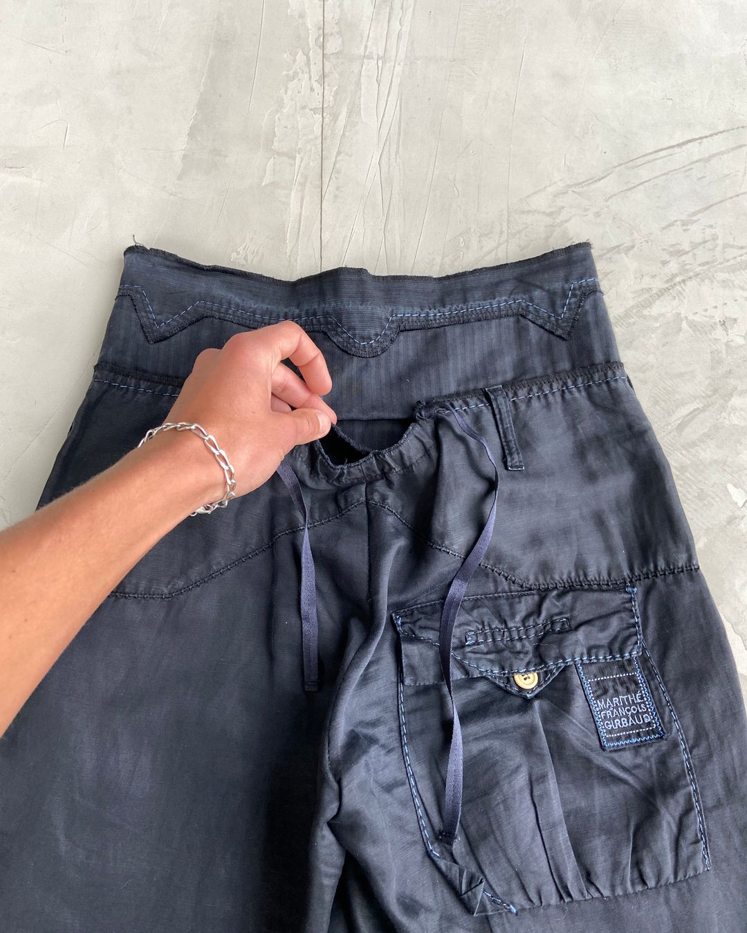 Thumbnail 1c5e60e8-ad48-4312-a485-3b7f674547b7