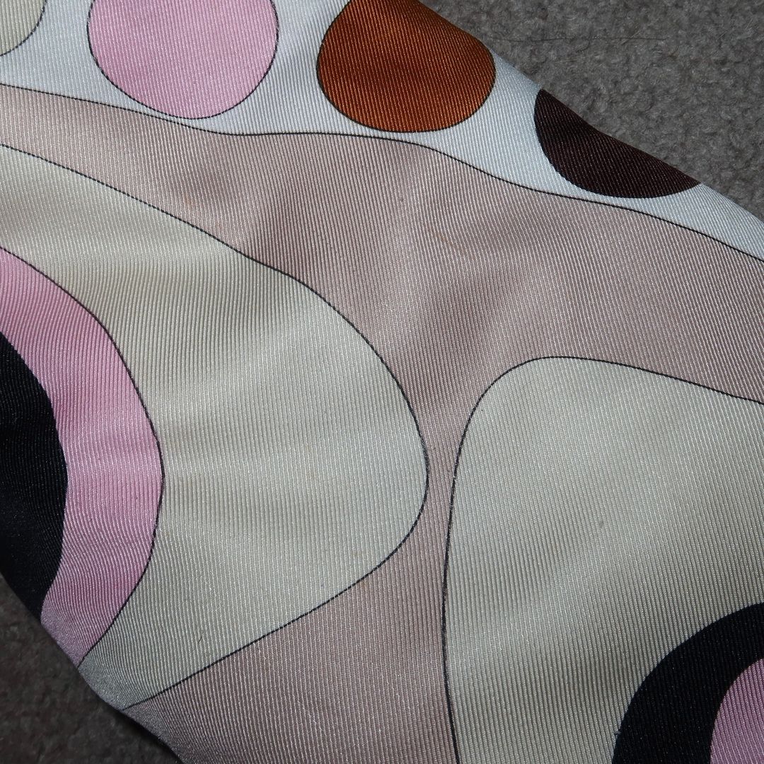 Thumbnail 10e833d8-23c0-469d-b852-2bab22aec25d