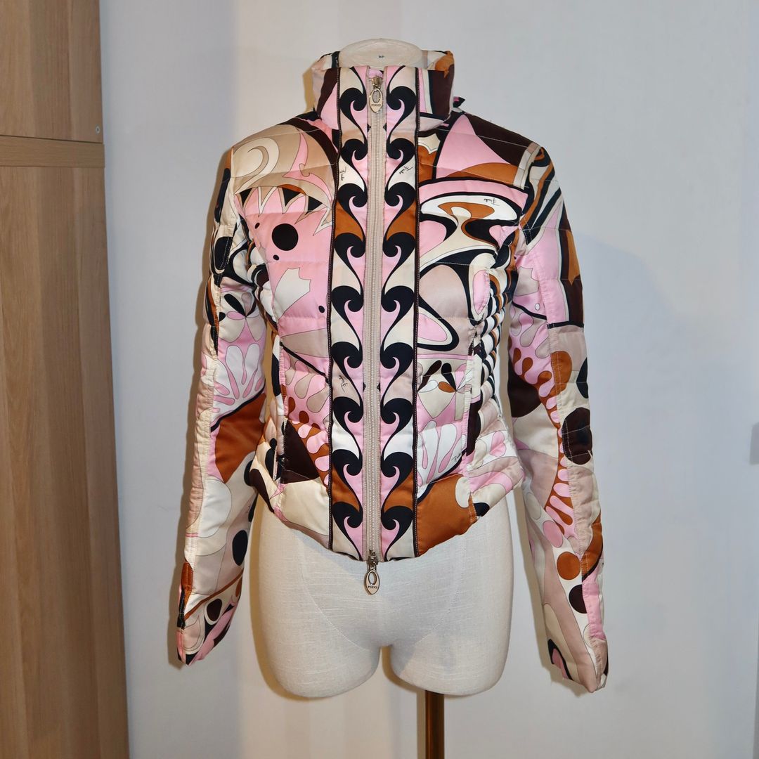 Thumbnail 632f569e-04f9-45c5-bb45-3a9a6419643f