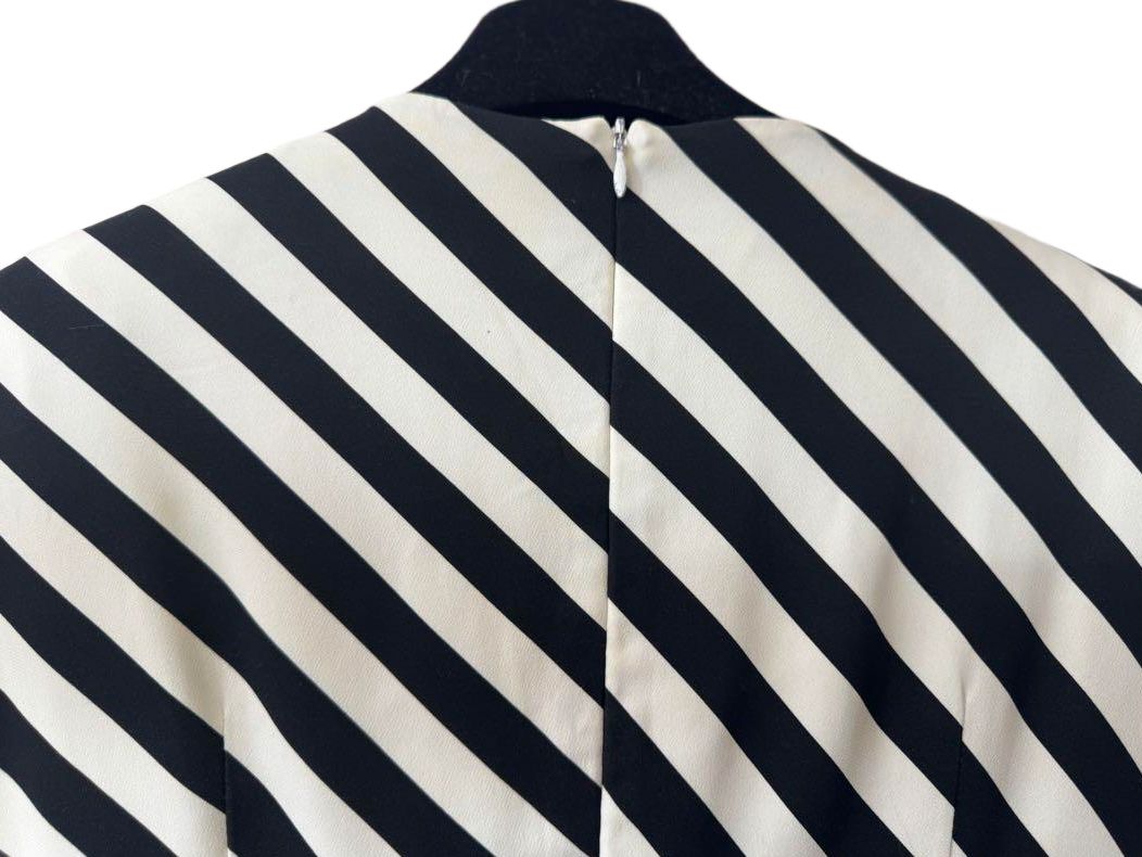 Thumbnail 58e2d15f-563c-45fe-b700-c35a838230ca