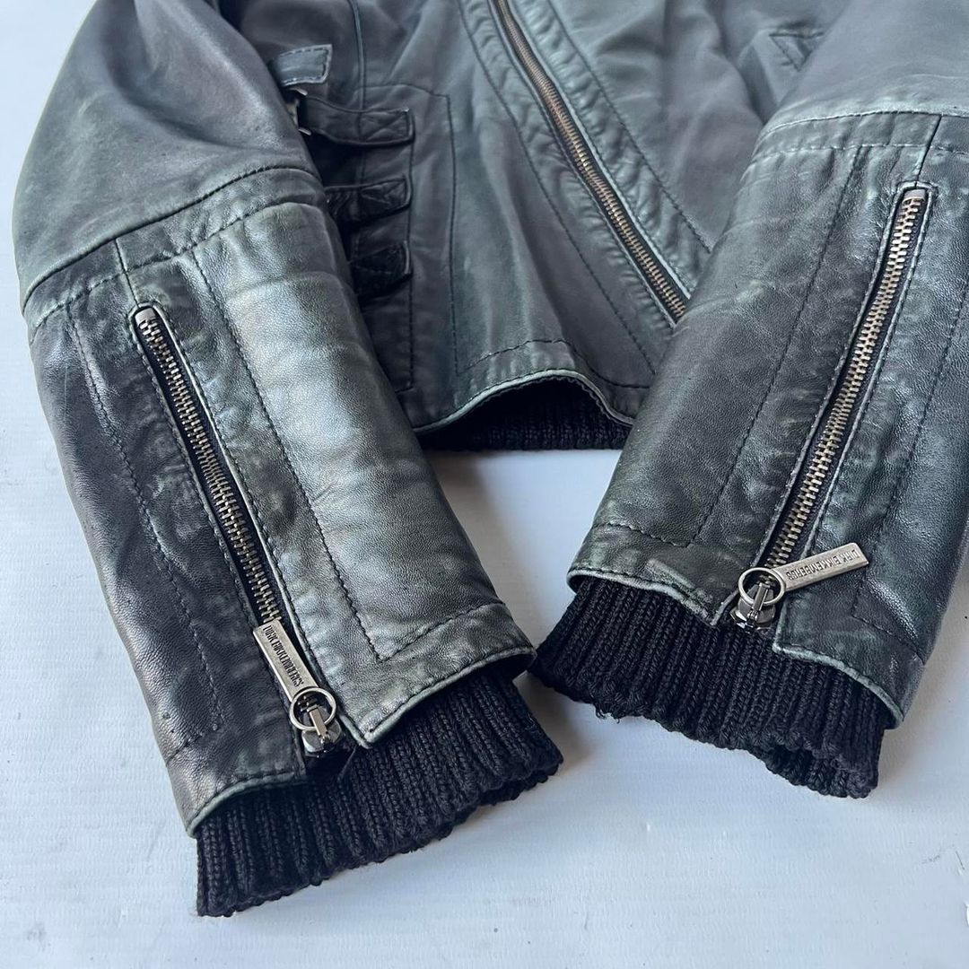 Thumbnail bb389bb5-83c1-4eb9-8930-08f9971fb4fe