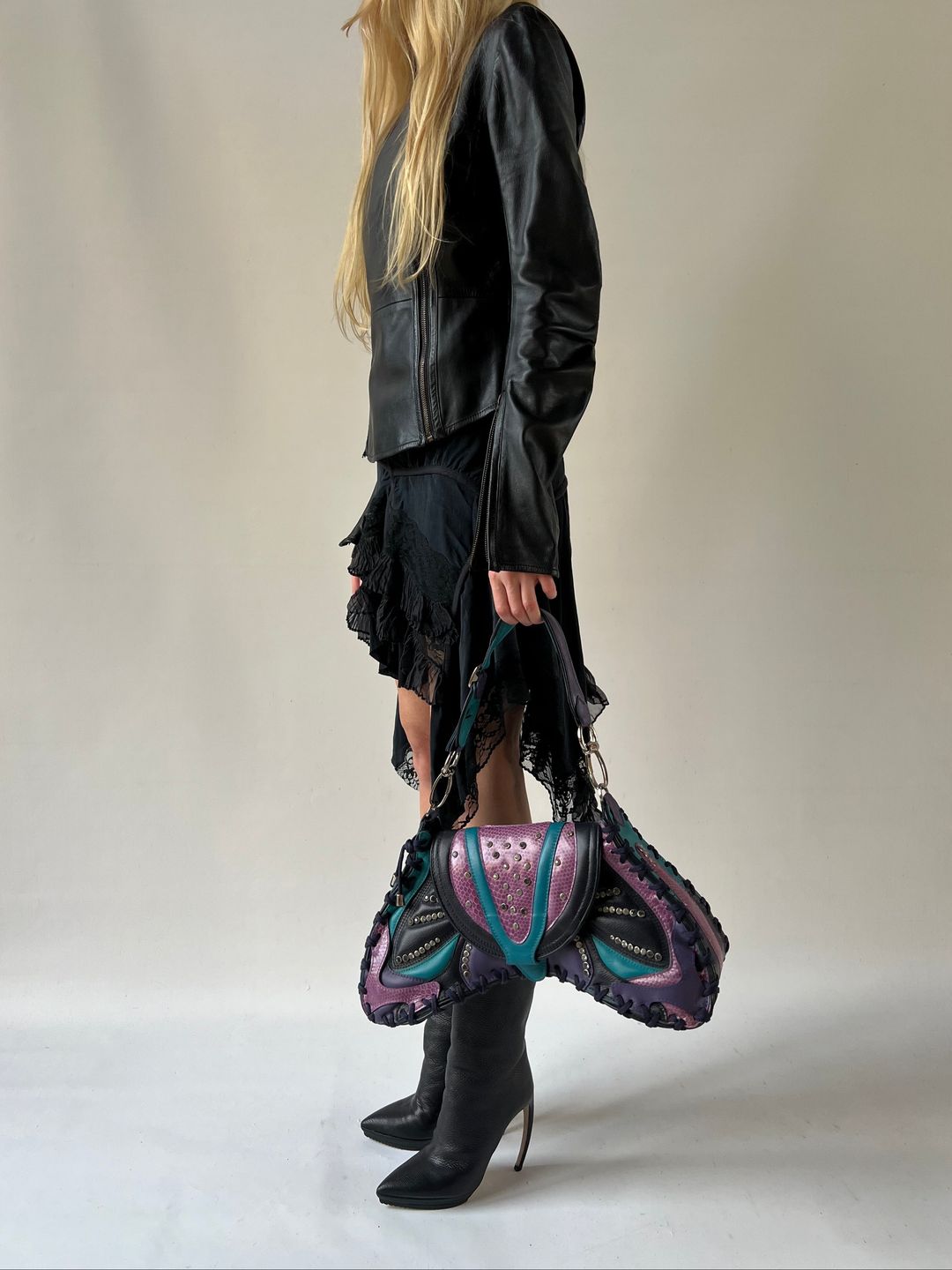 Thumbnail d8e01cd1-b596-4d2f-8a2b-781a6aa29efa