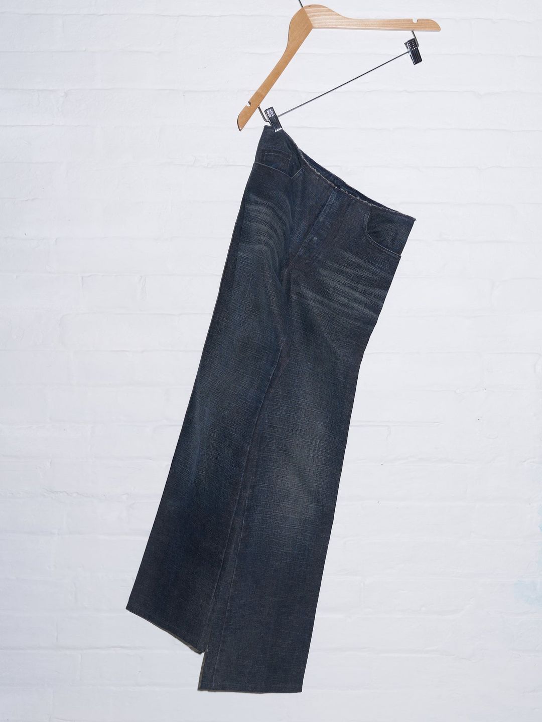 Thumbnail ce115f9b-fdc7-46cb-9a63-94f67484b98d