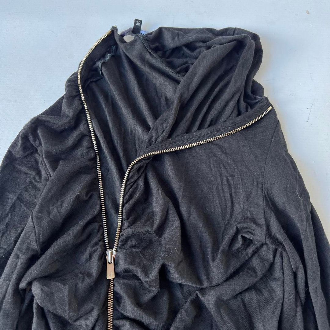 Thumbnail 43ba398a-b58f-47b9-8340-e08d402ee47a