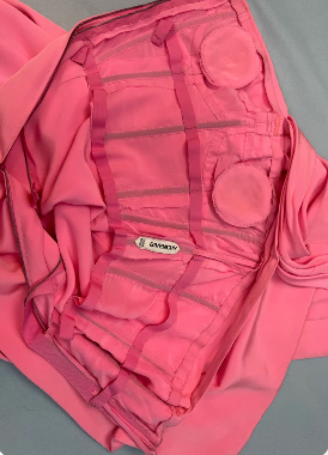 Thumbnail 064f03ee-c3eb-4489-a82f-53950c21d812