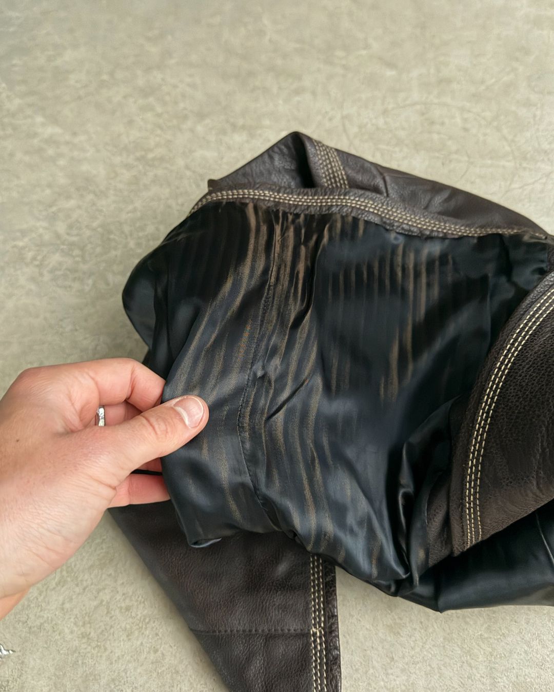 Thumbnail 1df154dc-6aa5-48ff-8737-003dd41e5b7f